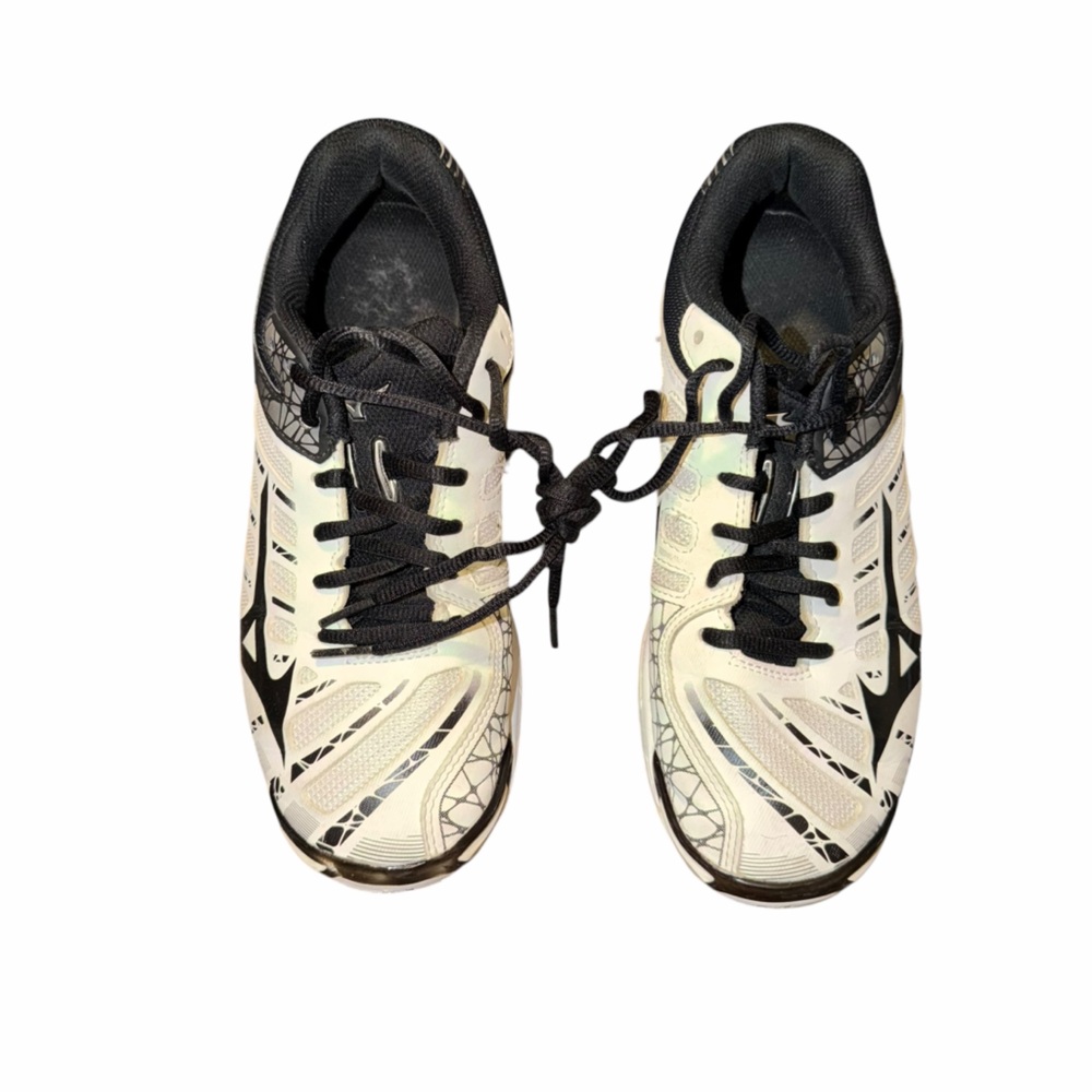 Mizuno Wave Voltage Women’s 8 Volleyball Shoes White Black Athletic Sneakers